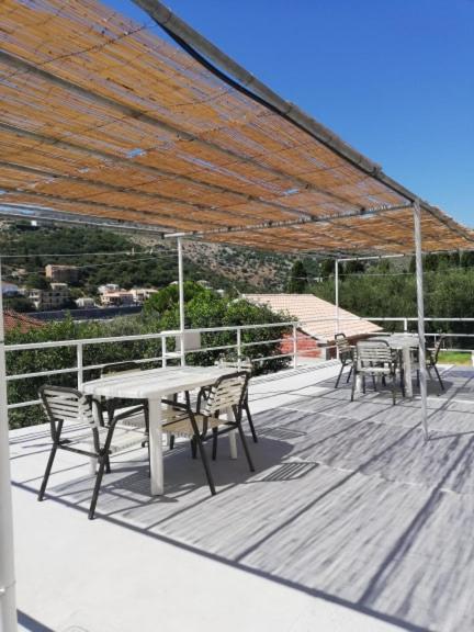 Dimitrakis Apartments Kassiopi Dış mekan fotoğraf