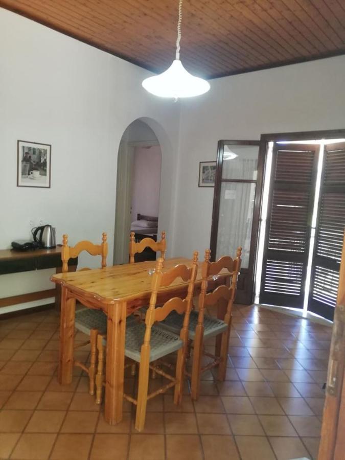 Dimitrakis Apartments Kassiopi Dış mekan fotoğraf