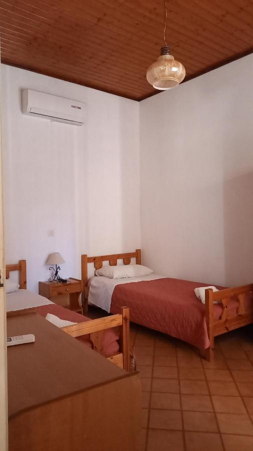 Dimitrakis Apartments Kassiopi Dış mekan fotoğraf