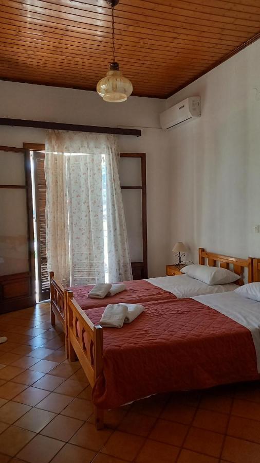 Dimitrakis Apartments Kassiopi Dış mekan fotoğraf
